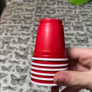 Mini solo cups (4)